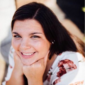 Meet your Posher, Jade